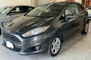 Ford Fiesta Titanium unico proprietario 