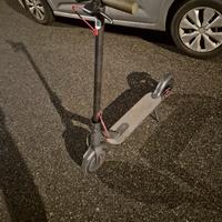 monopattino elettrico Xiaomi 365