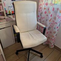 poltrona scrivania ikea con ruote