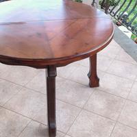 Tavolo tondo estensibile in ciliegio con 4 sedie