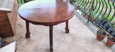 Tavolo tondo estensibile in ciliegio con 4 sedie