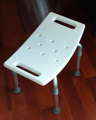 Sgabello per doccia.