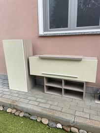 Mobiletto da soggiorno