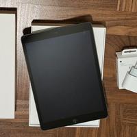 iPad 9th Gen 64 GB Grigio siderale