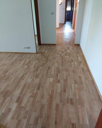 Parquet Prefinito 2 scelta formato Strip a Torino