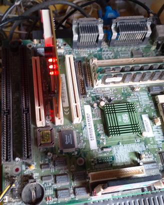 scheda madre intel 200mmx  con memoria simm