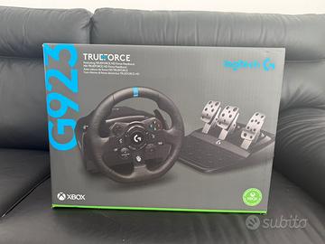 set per console Logitech G923 TRUEFORCE,
