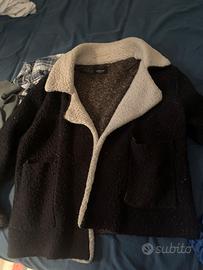 Giacca in maglia nera di Zara