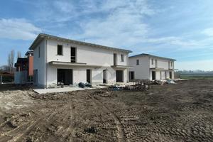 PORZIONE DI BIFAMILIARE A REGGIO NELL'EMILIA