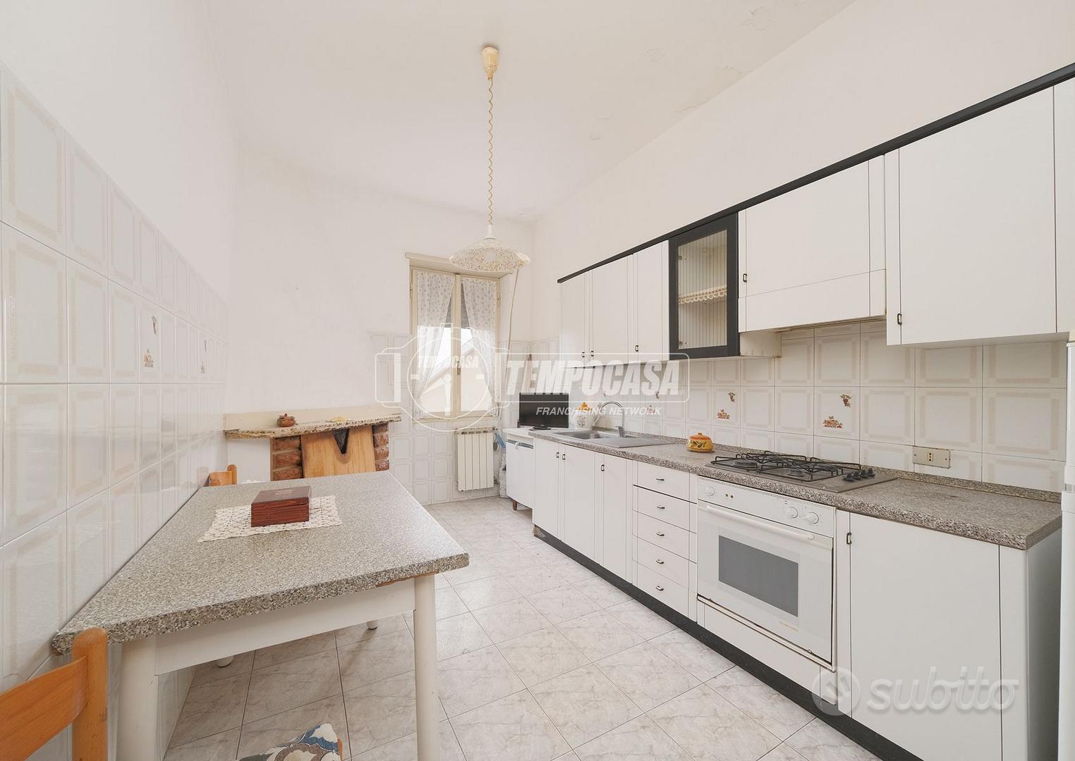 Apartment in Campagnano di Roma, Roma Capitale - Altro