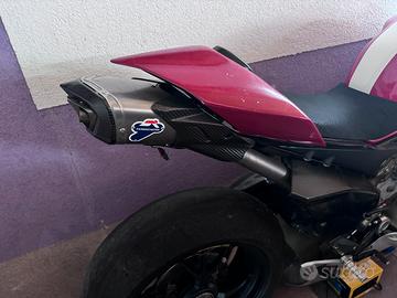 Ducati V4 S racing