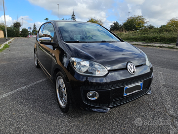 Volkswagen Up 1.0 55kw Black edition neopatentati