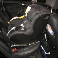 Seggiolino auto Britax Römer girevole 360°