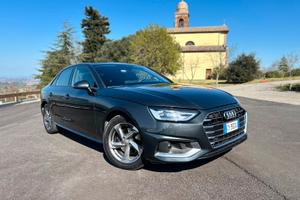 AUDI A4 35 2.0 TDI