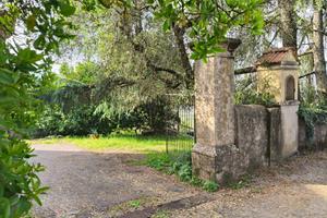 Rustico / Casale di 204 m² con più di 5 locali a L