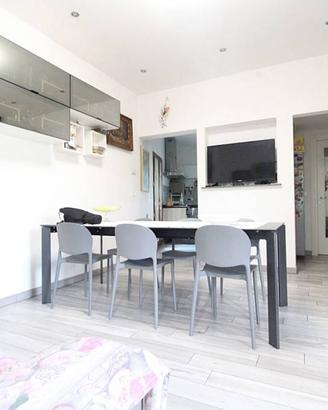 Appartamento di 65 m² con 3 locali e box auto a Mo