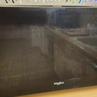 Forno microonde Whirlpool con Crisp