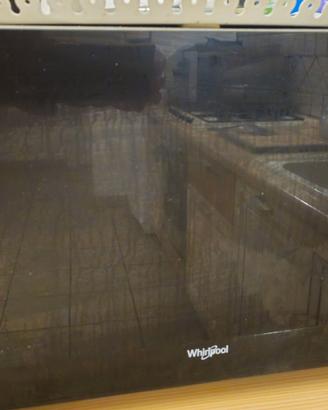 Forno microonde Whirlpool con Crisp