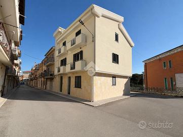 3 LOCALI A SAN GIOVANNI ROTONDO