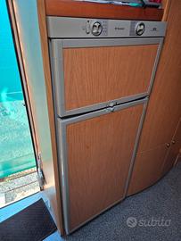 Frigorifero trivalente dometic rm7605