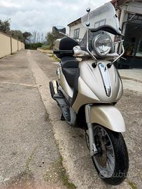 Piaggio Beverly 500
