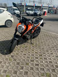 KTM DUKE 125