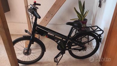 Bicicletta nera NWG