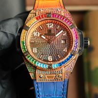 Orologi con diamanti colorati