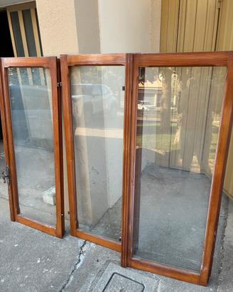 Finestre a due/tre ante in legno
