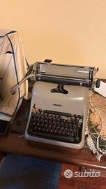 Macchina da scrivere Olivetti Lexikon 80