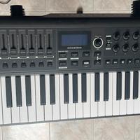 Novation impulse 49 tasti con supporto