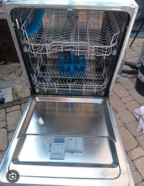 Lavastoviglie Indesit  11Lt . Di seconda mano 