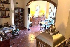 Villetta a schiera di 240 m² con più di 5 locali e