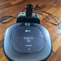 robot aspirapolvere LG HOM-BOT VR6270LVM