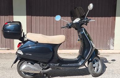 Vespa 150 LX