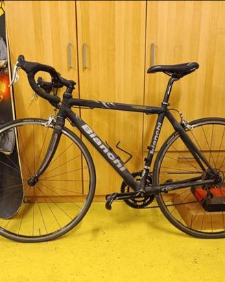 Bici da strada Bianchi Carbon Technology
