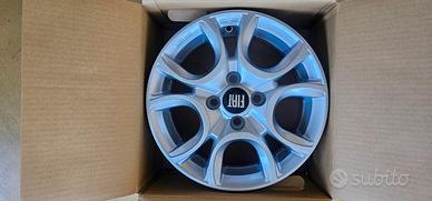 4 cerchi Nuovi 14 Fiat 500 Panda Strada Marea