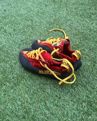 Scarpe Arrampicata La Sportiva Mythos Tg. 37.5