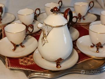 Servizio da Caffè Vintage in Porcellana
Bianca