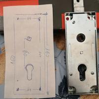 Serratura per bausculante con cilindro 2 chiavi