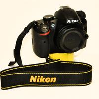 NIKON D3200 - meno di  4.000 scatti