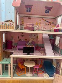 Casa delle bambole/barbie in legno