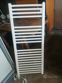 scaldasalviette elettrico  120x50