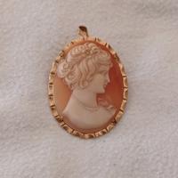spilla ciondolo cameo in oro