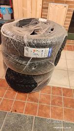 Gomme termiche 215/65 R17