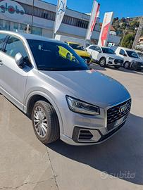  auto audi Q2