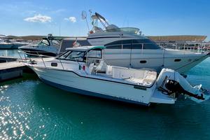 Barca BAYLINER 2352 TROPHY con motore fuoribordo