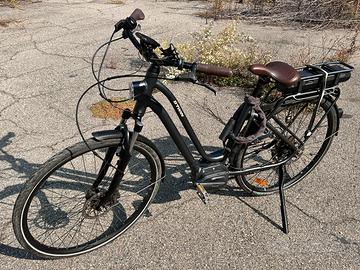Bici elettrica B-Twin ELOPS 940