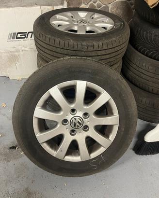 gomme+cerchi 195/65/15 volkswagen