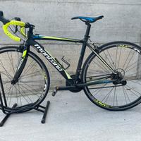 Bici da corsa Montana